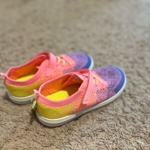 Stride Rite memory foam shoes- machine washable!